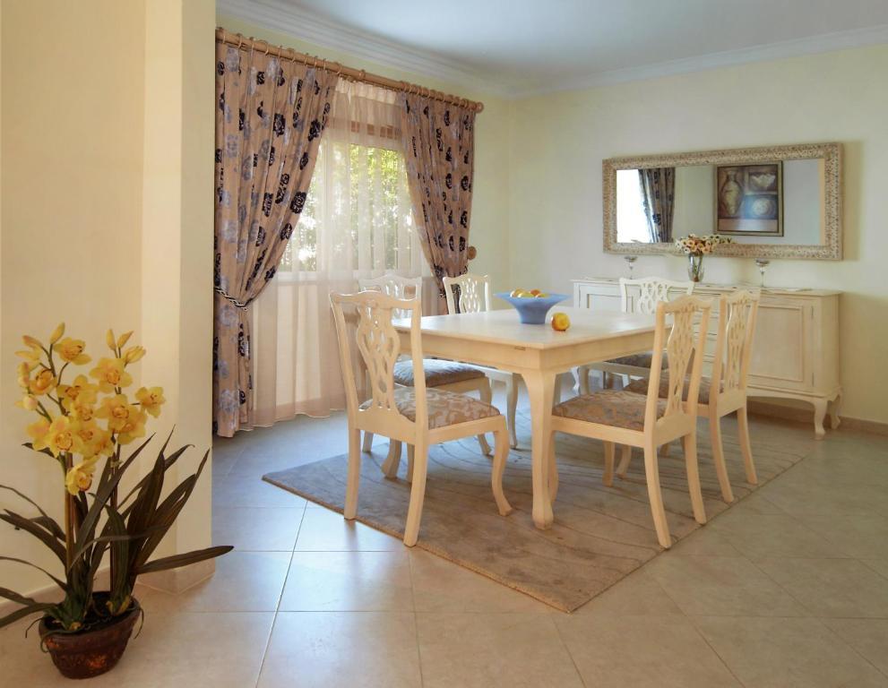 Hotel Oasis Parque Country Club Portimão Habitación foto